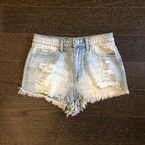BDG Highrise Cheeky Jean Short